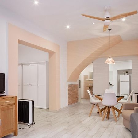 Loft Con Encanto En El Corazon Historico De Peralada Bagian luar foto