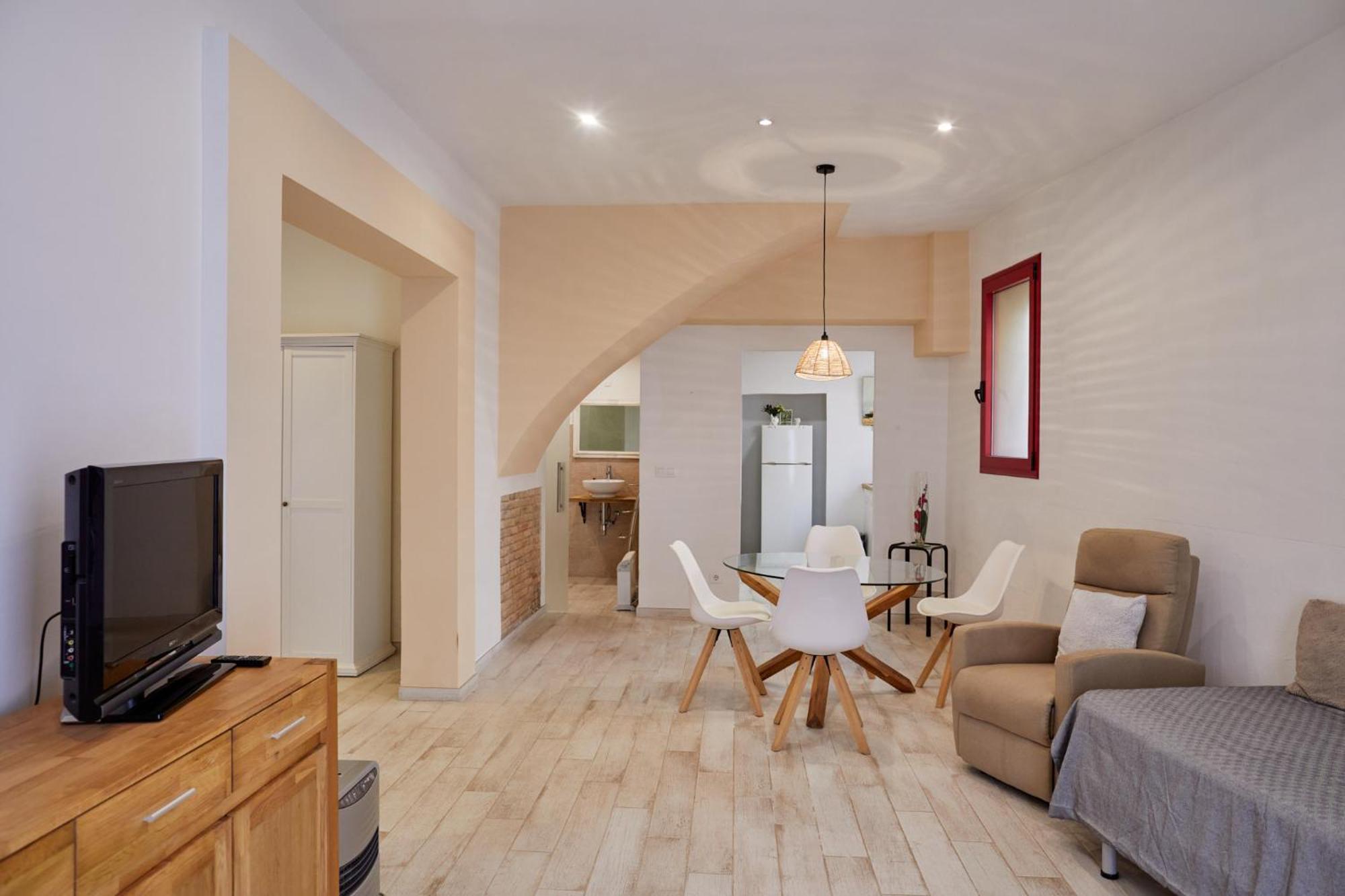 Loft Con Encanto En El Corazon Historico De Peralada Bagian luar foto